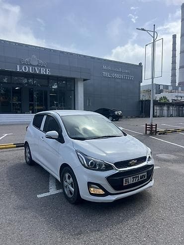 Продажа авто: Chevrolet Spark: 2020 г., 1 л, Автомат, Бензин, Хэтчбэк — 2