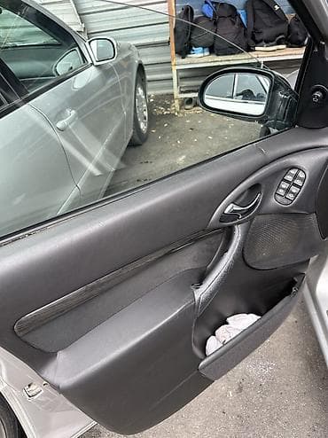 форд фокус 2014 года: Ford Focus: 2000 г., 1.8 л, Механика, Бензин, Универсал — 9