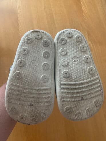 UTP кабелдери: Зимние очень тёплые детские ботиночки на липучках 18 размер, длина lalafo.kg да — 4 UTP кабелдери: Зимние очень тёплые детские ботиночки на липучках 18 размер, длина — 4