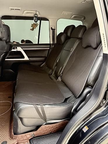 материал для перетяжки салона: Toyota Land Cruiser: 2015 г., 4.6 л, Автомат, Бензин, Внедорожник — 10