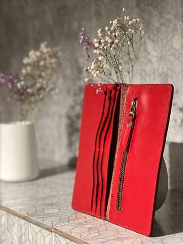 портмоне из натуральной кожи бишкек: Тревелер 2 отдела под купюры 6 отделов под карты Монетница на молнии — 2