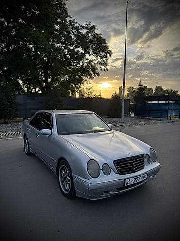 зеркало большие: Mercedes-Benz E-Class: 2001 г., 2.2 л, Механика, Дизель, Седан — 1