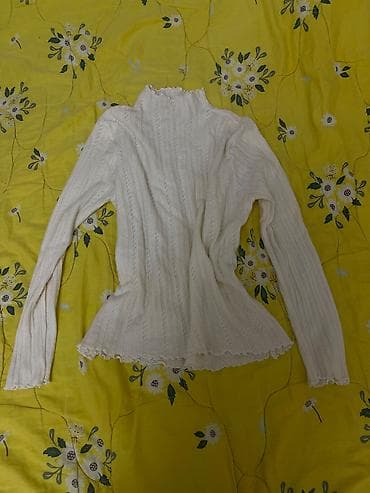 карл маркс капитал: 2 Пакета вещей за 1500 сом Самовывоз Карла Маркса Медерова Размеры — 2