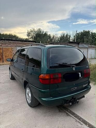 коробка шаран: Volkswagen Sharan: 1996 г., 2.8 л, Механика, Бензин, Минивэн — 3