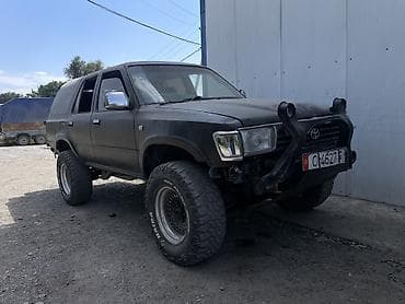 Toyota Hilux Surf: 1992 г., 2.9 л, Механика, Дизель, Внедорожник at lalafo.kg Toyota Hilux Surf: 1992 г., 2.9 л, Механика, Дизель, Внедорожник