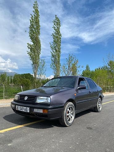 венто на запчасти: Volkswagen Vento: 1993 г., 2 л, Механика, Бензин, Седан — 9