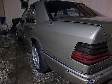 mercedes e13: Mercedes-Benz E-Class: 1993 г., 2.2 л, Автомат, Бензин, Седан — 4