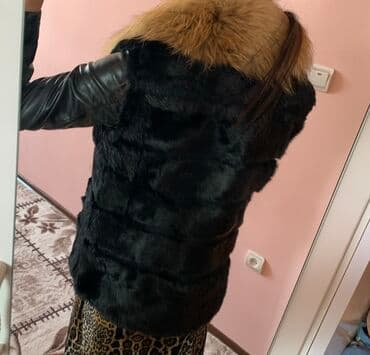 спортивное оборудование: Безрукавка, натуральный мех 😍
В отличном состоянии! — 3