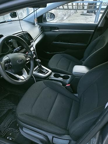elentra: Hyundai Elantra: 2020 г., 2 л, Автомат, Бензин, Седан — 4