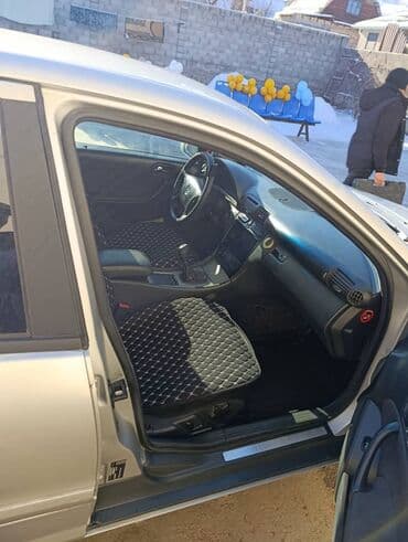 крыло на w210: Mercedes-Benz C-Class: 2001 г., 2 л, Механика, Газ, Седан — 4