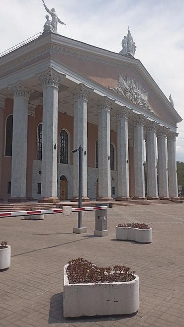 Кашпо и вазоны — 2