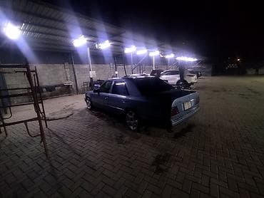 Продажа авто: Mercedes-Benz W124: 1988 г., 3.2 л, Автомат, Седан — 4