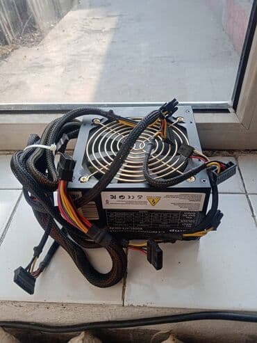 Блок питания, Б/у, 500 Вт, 500 Вт at lalafo.kg Блок питания, Б/у, 500 Вт, 500 Вт