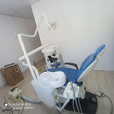 Стоматологическая установка с креслом и подвесной консолью врача — 5