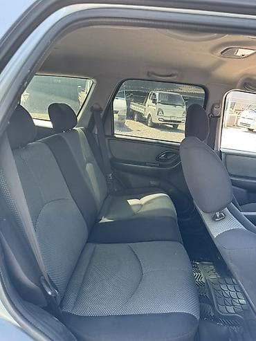 Mazda Tribute: 2004 г., 2.3 л, Автомат, Бензин, Кроссовер — 9