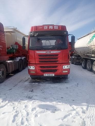 гоночный автомобиль: Тягач, 2019 г., Цистерна — 1