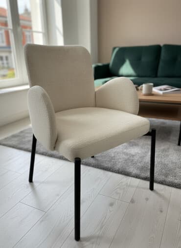 Стул с мягкими подлокотниками и обивкой “шерпа” (букле) - Дизайн at lalafo.kg Стул с мягкими подлокотниками и обивкой “шерпа” (букле) - Дизайн