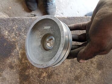 Шкивы, ролики: Шкив Subaru 2005 г., Б/у, Оригинал, Япония — 1