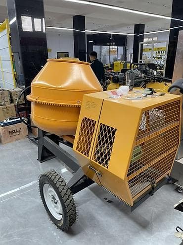 Бетономешалка Гравитационная, Большая (более 300 л)