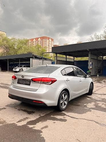 детские кресло в машину: Kia K3: 2018 г., 1.6 л, Автомат, Бензин, Седан — 3