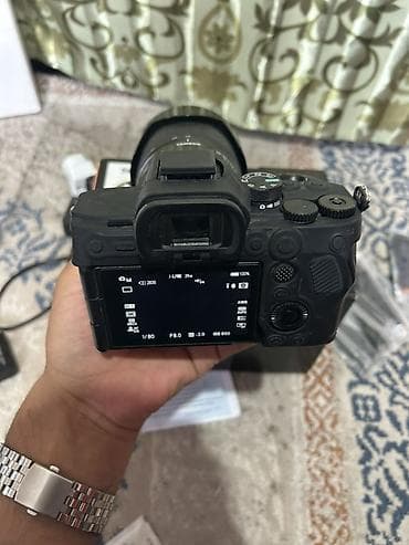 sony kamera: Комплект для фото- и видеосъёмки Состав: - Беззеркальная камера Sony — 4