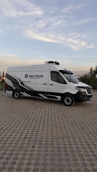 эвакуатор работа: Mercedes-Benz Спринтер: 2019 г., 2.2 л, Автомат, Дизель — 2