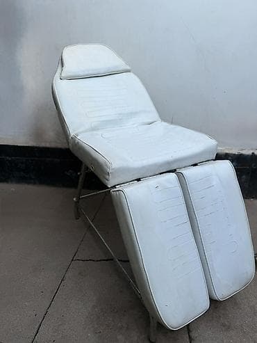 Офисная мебель: Складное косметологическое/массажное кресло-кушетка. Особенности: - — 1