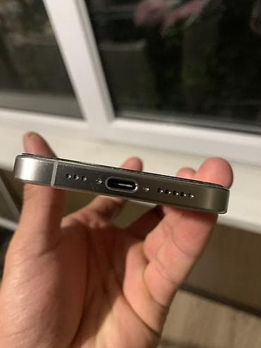 ipad 8th generation: IPhone 15 Pro, Б/у, 256 ГБ, Белый, Кабель, 87 % — 6