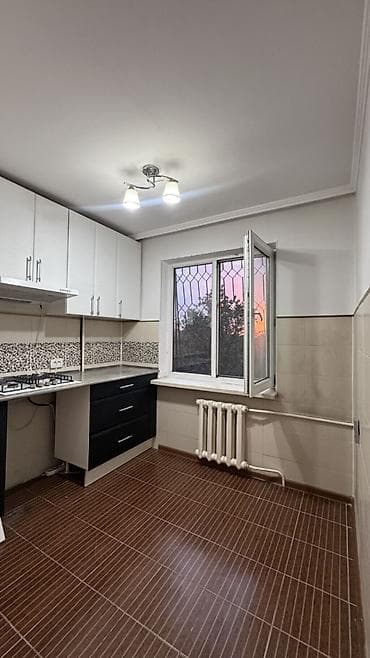 кв манас: 3 комнаты, 58 м², 104 серия, 4 этаж, Евроремонт — 10