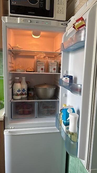 Морозильники: Холодильник Biryusa, Двухкамерный — 3