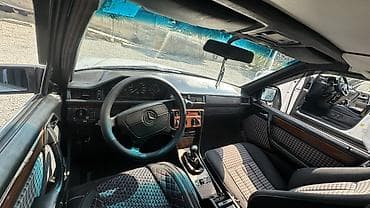 Продажа авто: Mercedes-Benz W124: 1994 г., 2 л, Механика, Бензин, Седан — 1