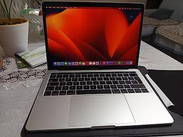 macbook m3 max: MacBook Pro 13" (2017, Four Thunderbolt 3 Ports) Без сколов и царапин — 1