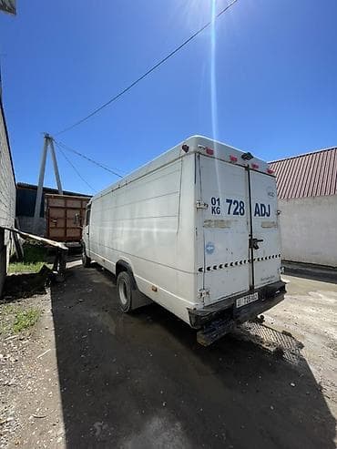 Транспорт: Жеңил жүк ташуучу унаа, Mercedes-Benz, Стандарт — 3