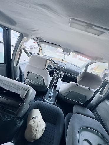 Volkswagen Sharan: 2001 г., 1.8 л, Механика, Бензин, Минивэн — 8