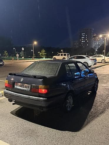 Продажа авто: Volkswagen Vento: 1993 г., 1.8 л, Механика, Бензин, Седан — 4