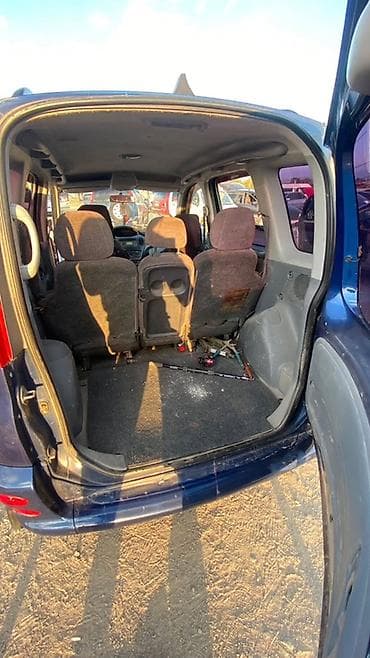 toyota vitz rs: Toyota Yaris Verso: 2000 г., 1.3 л, Механика, Бензин, Минивэн — 6