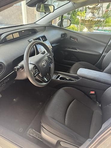 Продажа авто: Toyota Prius: 2020 г., 1.8 л, Автомат, Гибрид, Хэтчбэк — 6