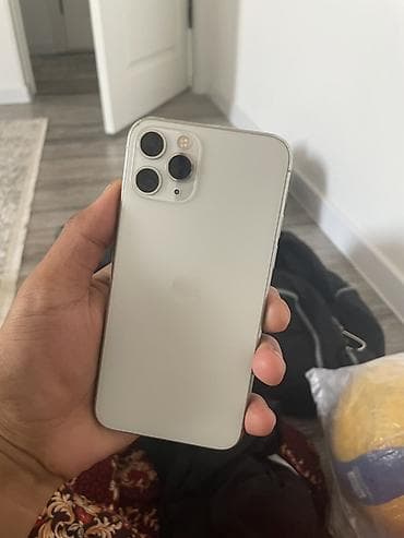 дисплей iphone 13 pro: IPhone 11 про цвет Silver (серебристый) - Экран 6.7" Super Retina XDR — 1