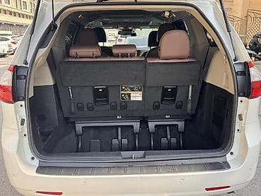 дверь на приору: Toyota Sienna: 2018 г., 3.5 л, Автомат, Бензин, Минивэн — 9