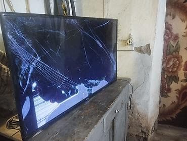 ТВ и видео: Продаю жк телевизор на запчасти город кара Балта звоните 1000 сом — 1