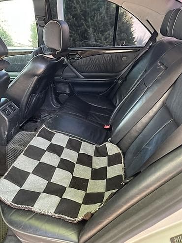 daewoo matiz 3: Mercedes-Benz E-Class: 2001 г., Автомат, Седан — 4