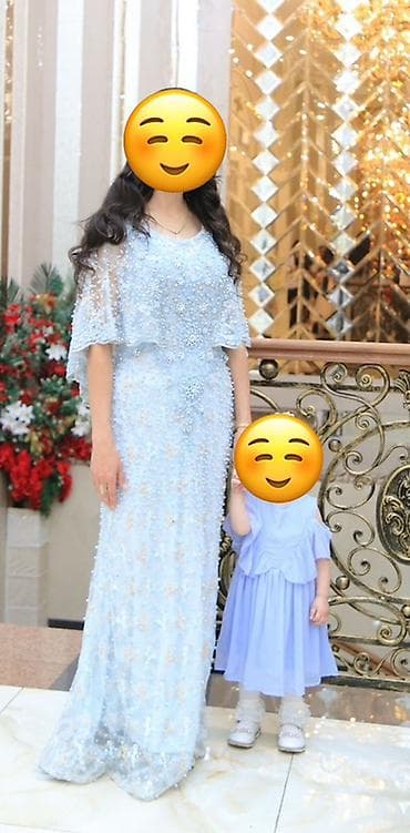 невидимый плащ: Нарядное вечернее платье небесно-голубого цвета. В идеальном состояние — 2