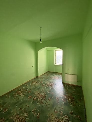 4: 3 комнаты, 88 м², Джал мкр (в т.ч. Верхний, Нижний, Средний) Индивидуалка, 4 этаж, Требуется ремонт — 3