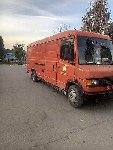 гигант мерседес бенз: Легкий грузовик, Mercedes-Benz, Стандарт — 1