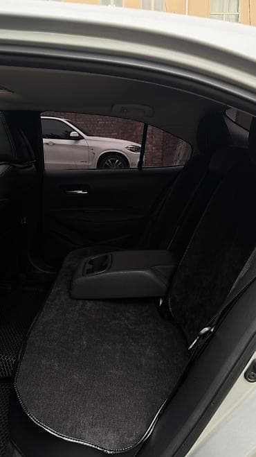 Транспорт: Toyota Corolla: 2020 г., 1.2 л, Автомат, Бензин, Седан — 4