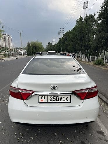 range rover 2002: Toyota Camry: 2017 г., 2.5 л, Автомат, Бензин, Седан — 5