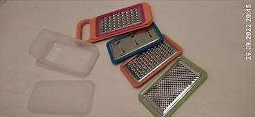 Тёрка с чашкой для овощей и фруктов б/у в отличном состоянии. 150