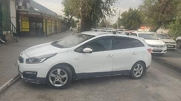 Транспорт: Kia Ceed: 2017 г., 1.6 л, Автомат, Бензин, Универсал — 3