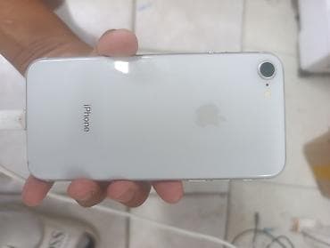 IPhone 8, Б/у, 64 ГБ, Серебристый, Чехол, 98 %