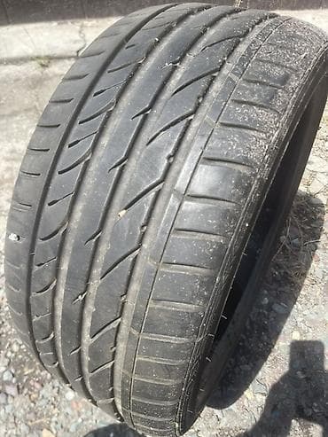 Шины и диски: Летняя шина 245/35 R19 - Размер: 245/35 ZR19 (указано на боковине). - — 1